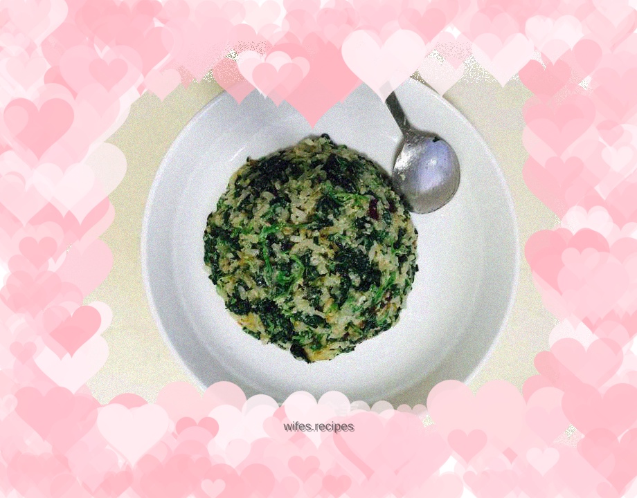 Fried glutinous rice with wild vegetables and eggs and red dates rice