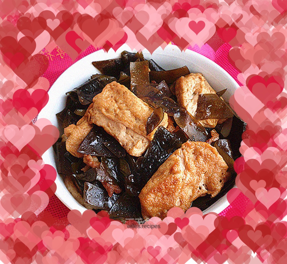 Tofu stewed with kelp
