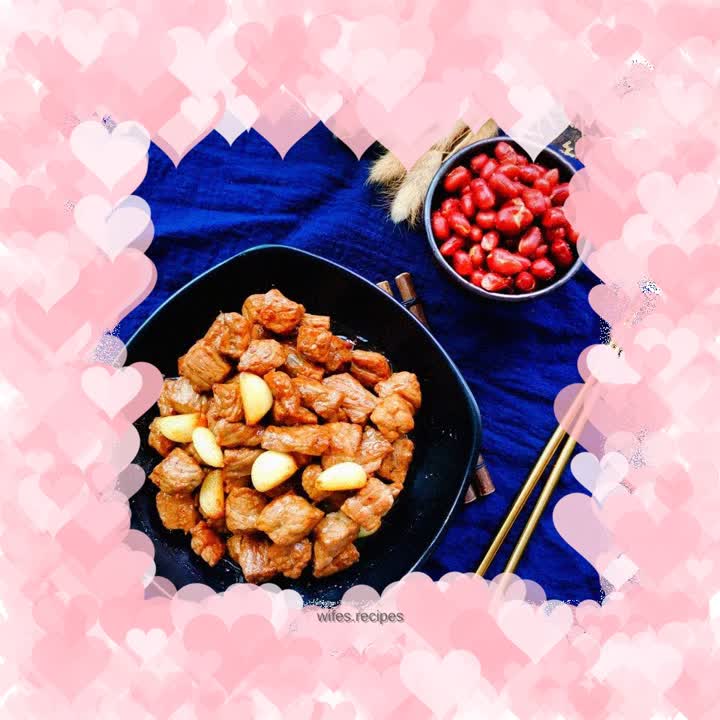 Black garlic beef cubes