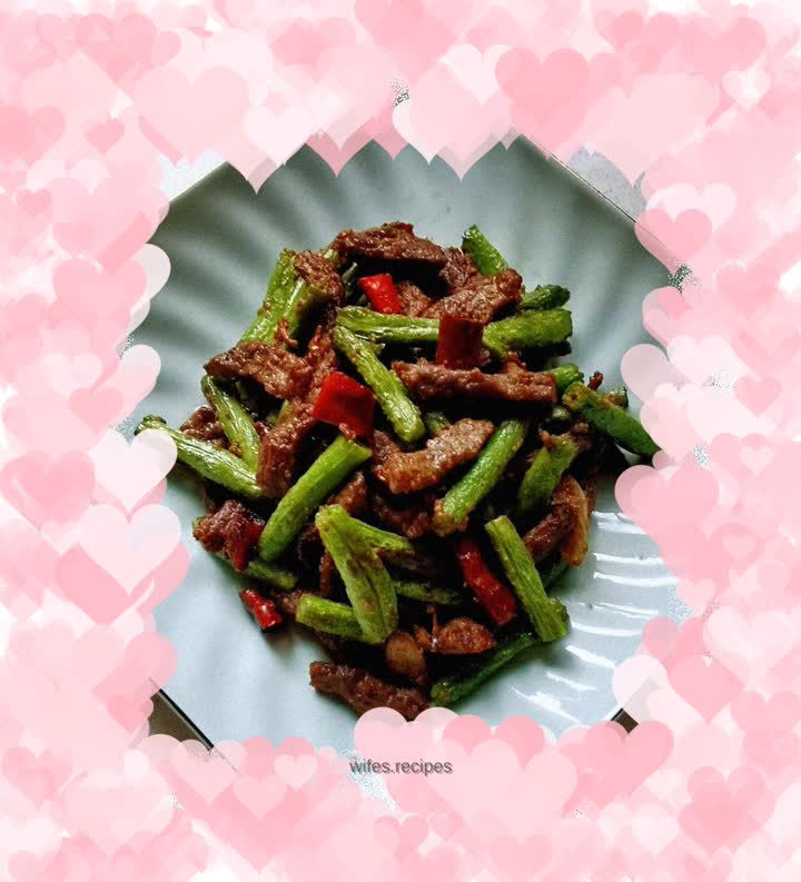 Stir-fried beef tenderloin with green beans