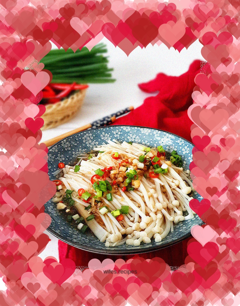 Boiled Enoki Mushrooms