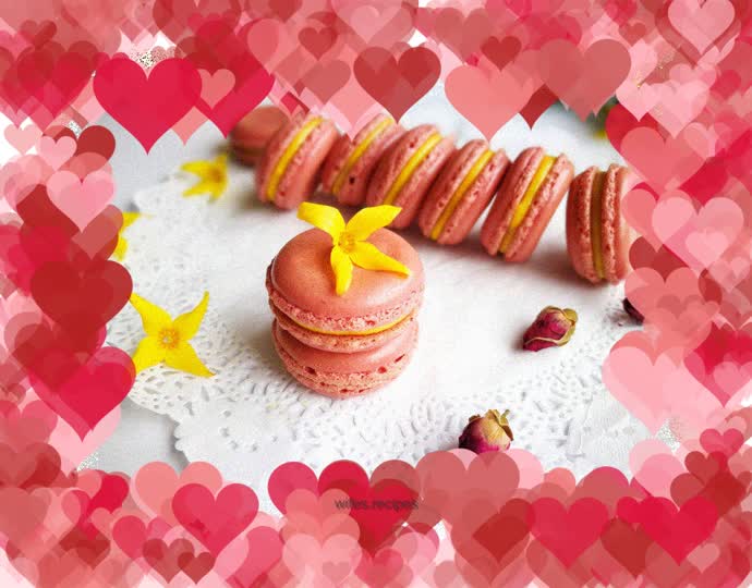 Rose Macaron