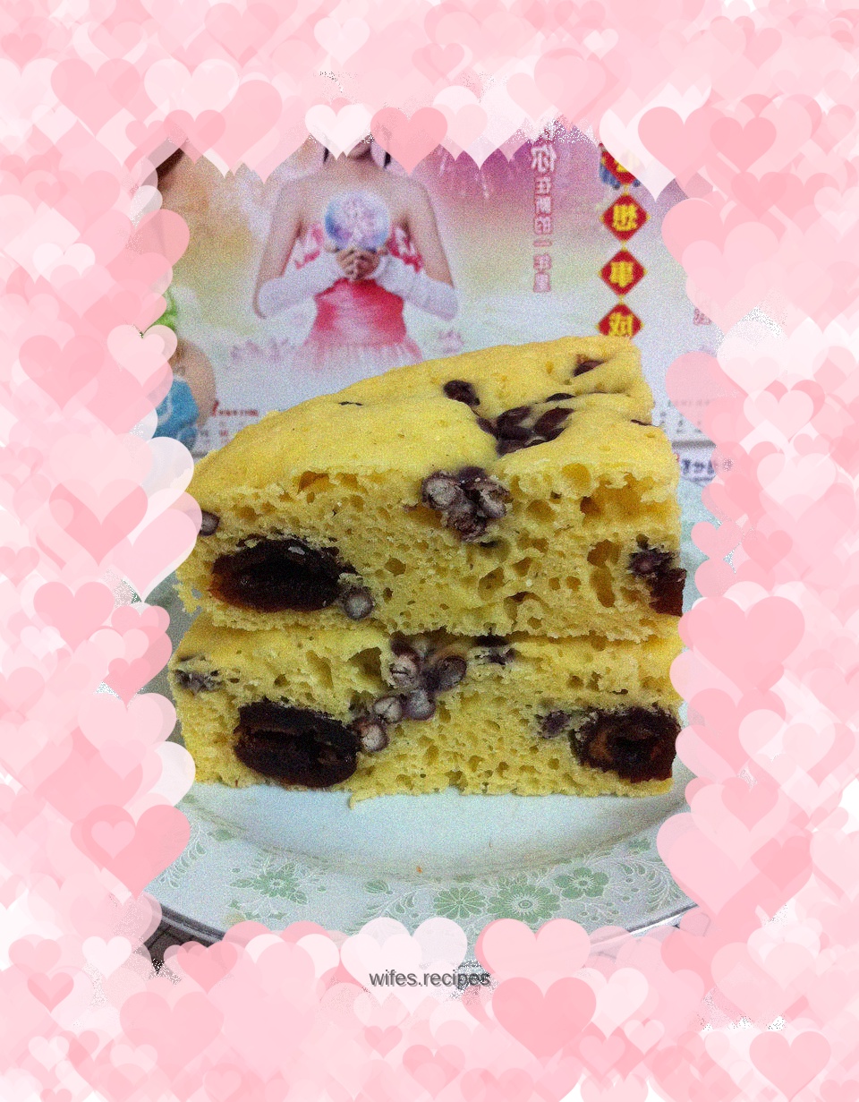 Candied Dates, Red Beans and Cornmeal Steamed Cake