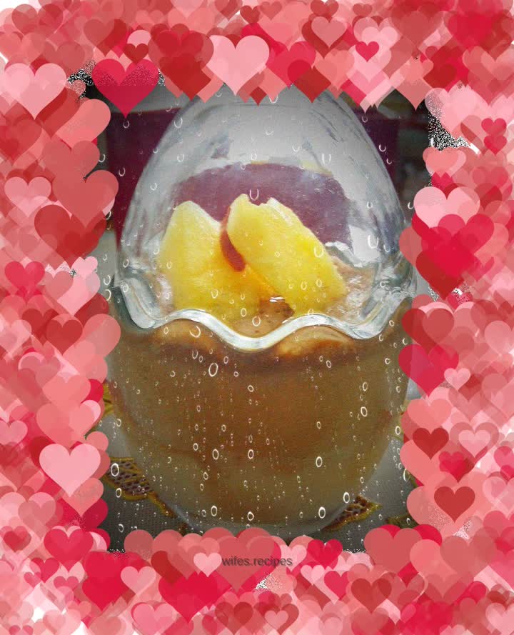 Two-color banana milk mousse cup without whipping cream