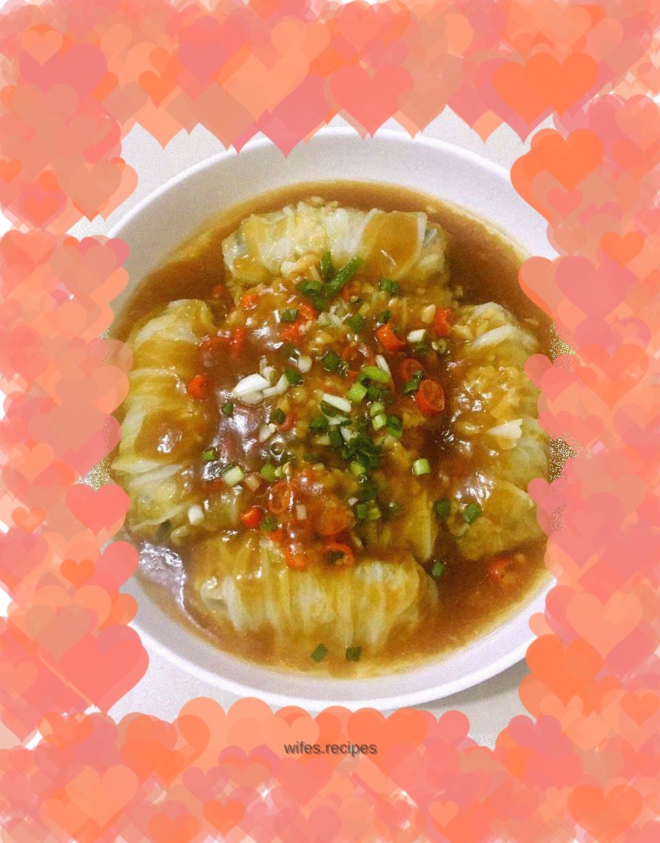 Cabbage rolls stuffed with meat