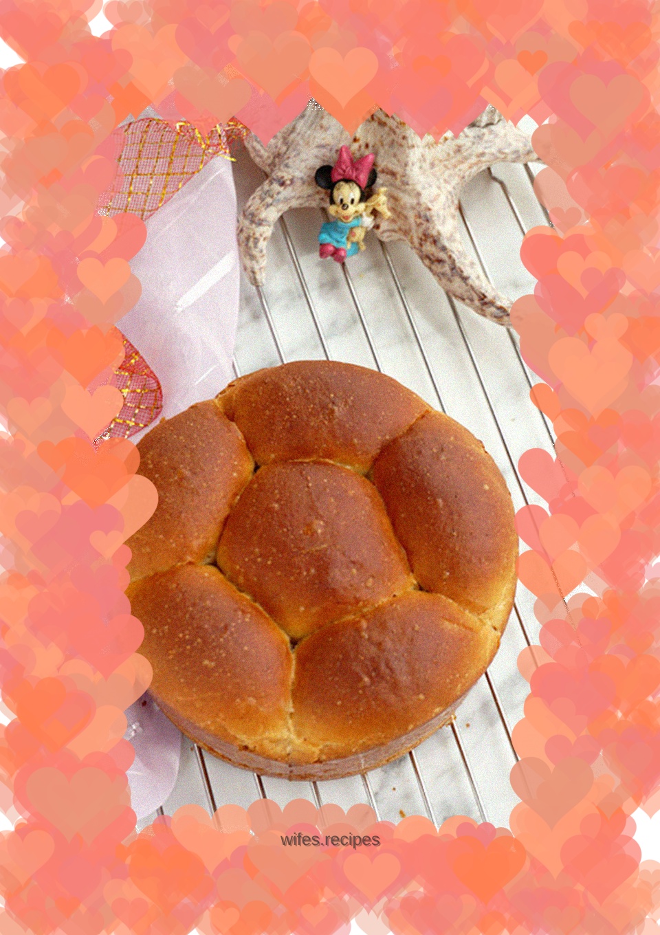 Naturally leavened Greek religious holiday bread