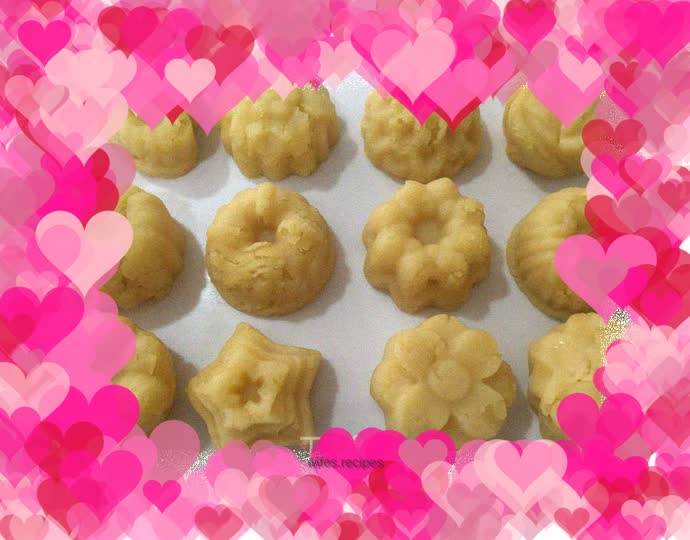 Handmade mung bean cake