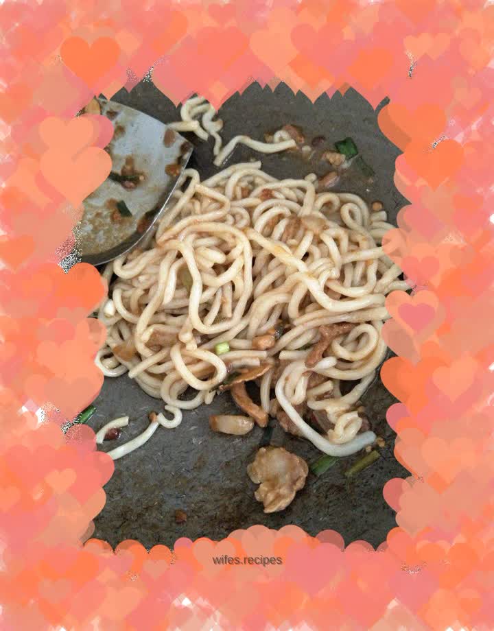 Fried noodles