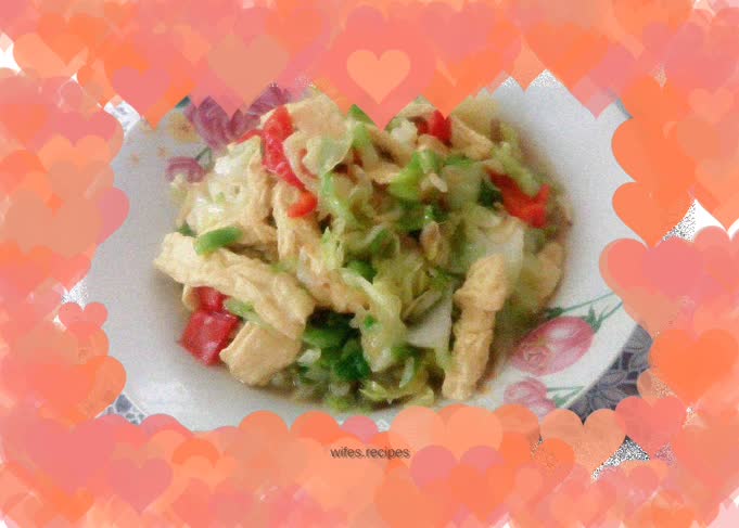 Stir-fried bean dip with cabbage and shrimps