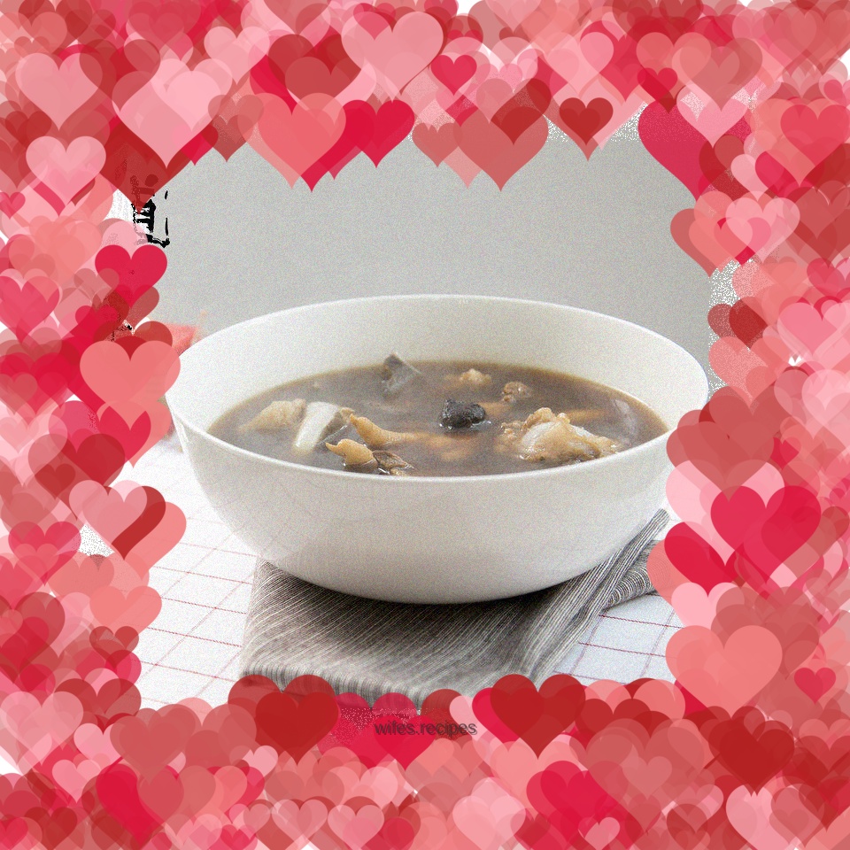 Black garlic pork bone soup