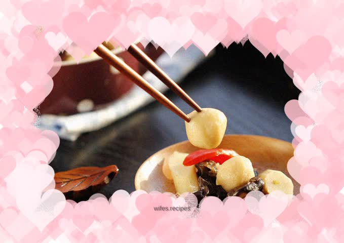 Yam stewed fish balls