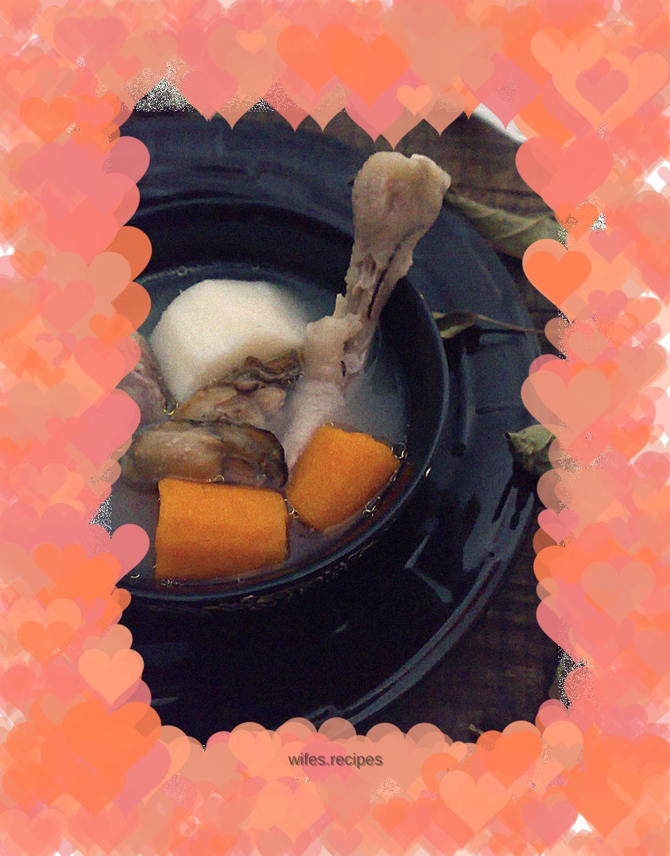 Oyster, Yam and Chicken Feet Soup