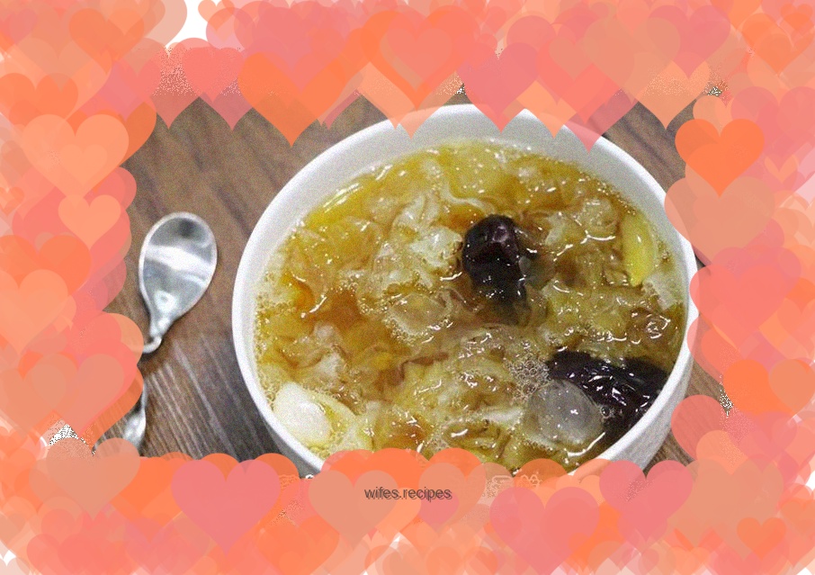 Brown sugar, peach gum, soap locust, rice lily, white fungus and red dates soup