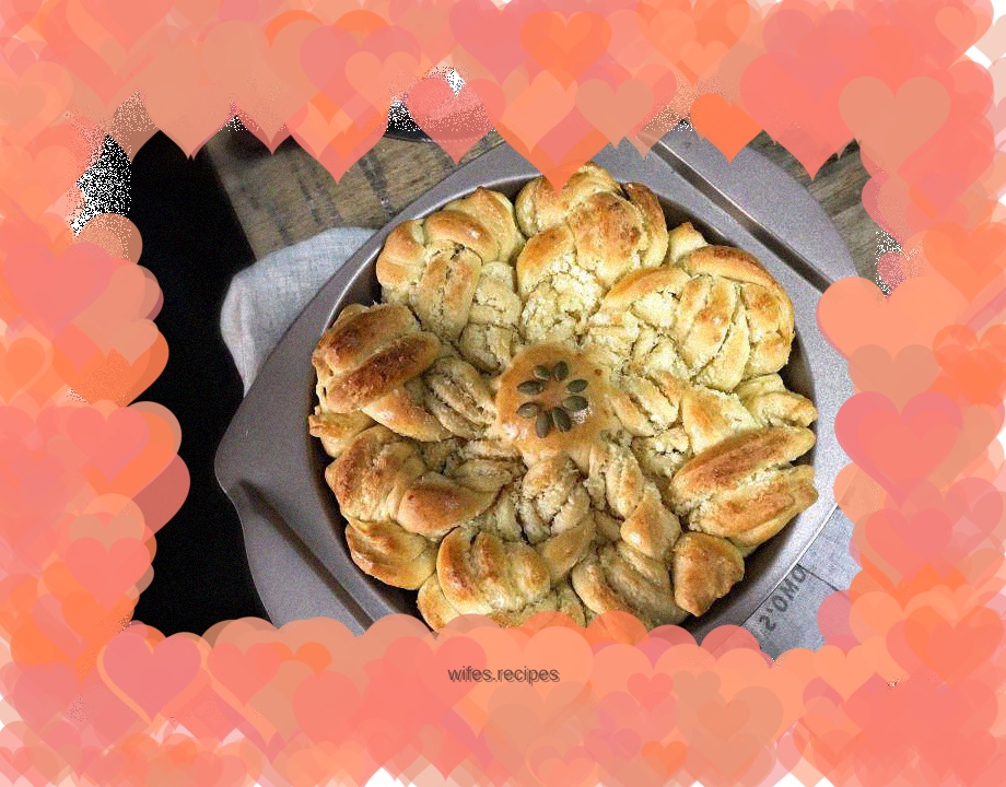 Coconut flower bun