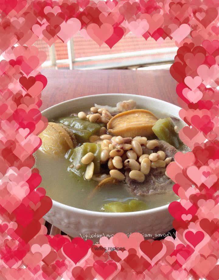 [Big Bone Soybean, Bitter Gourd and Abalone Soup]-----Beautiful and Nutritious Soup