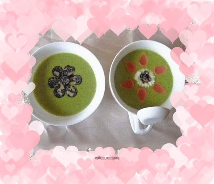 Broccoli, sesame and donkey hide gelatin soup