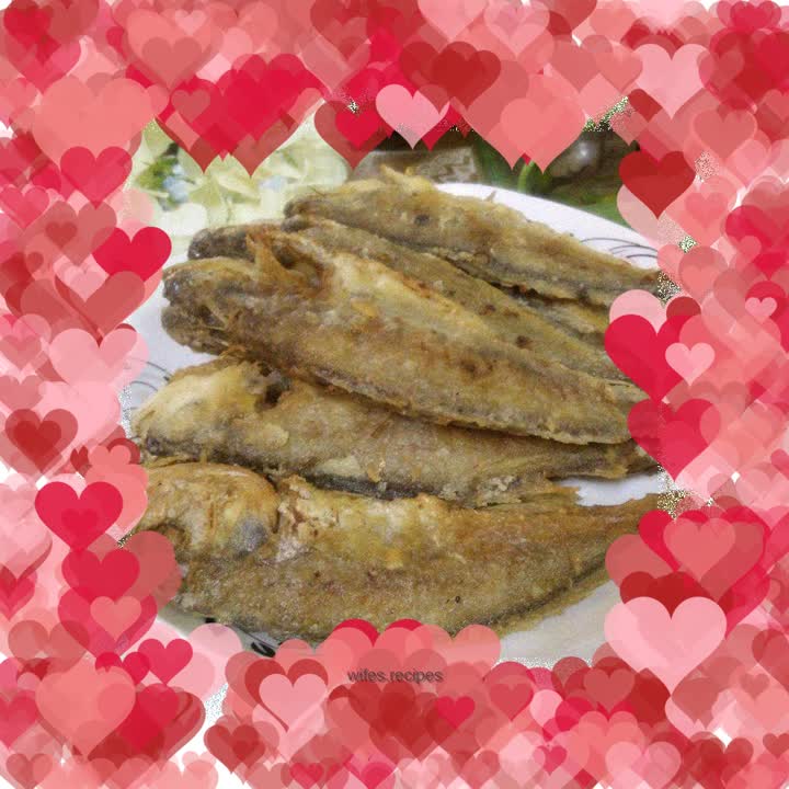 Small yellow flower crispy fish