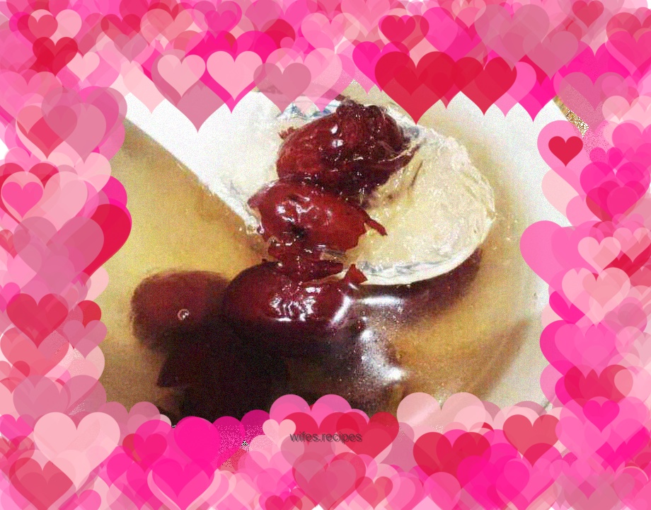 Bird's Nest Stewed with Red Dates and Rock Sugar