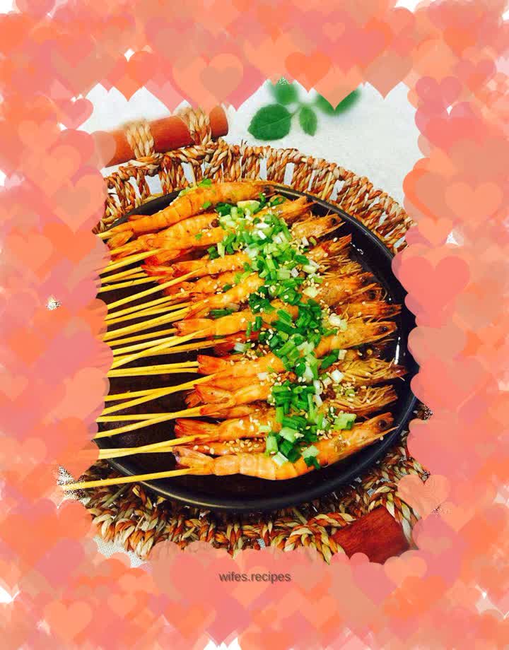 Boiled skewered shrimp