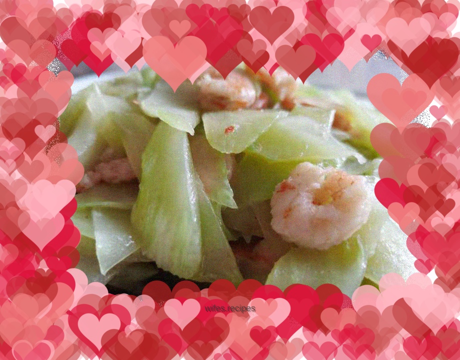 Fried lettuce with shrimps