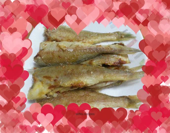 Pan-fried yellow croaker