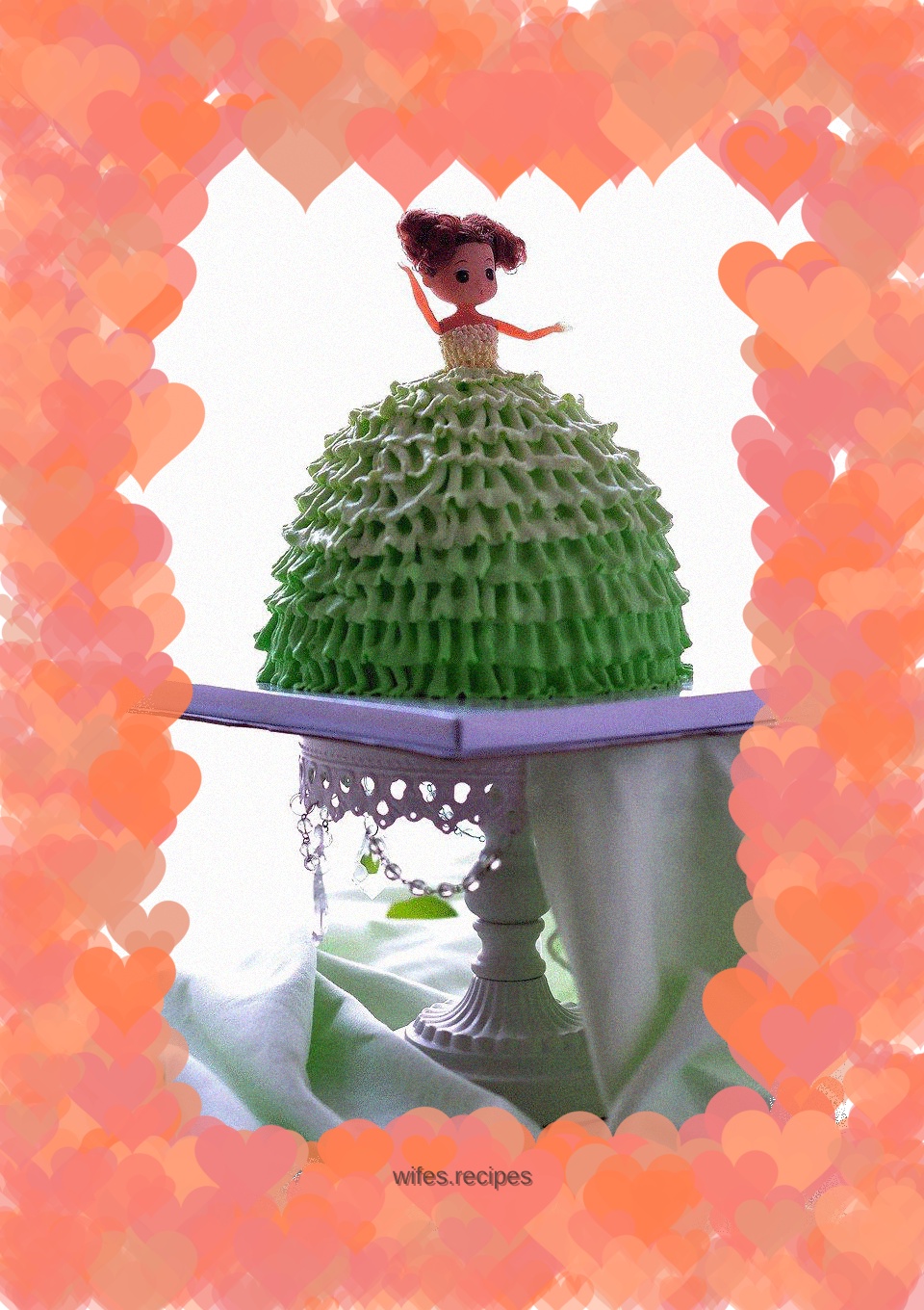 Dreamy and fashionable Barbie cake