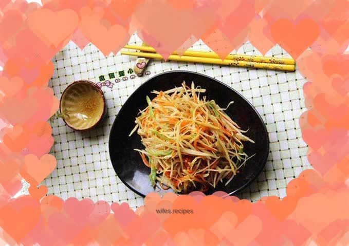 Vegetarian fried burdock root with three shreds