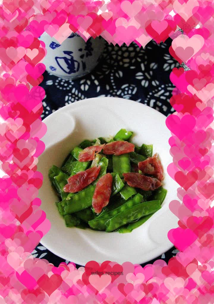 Fried Snow Peas with Sausage