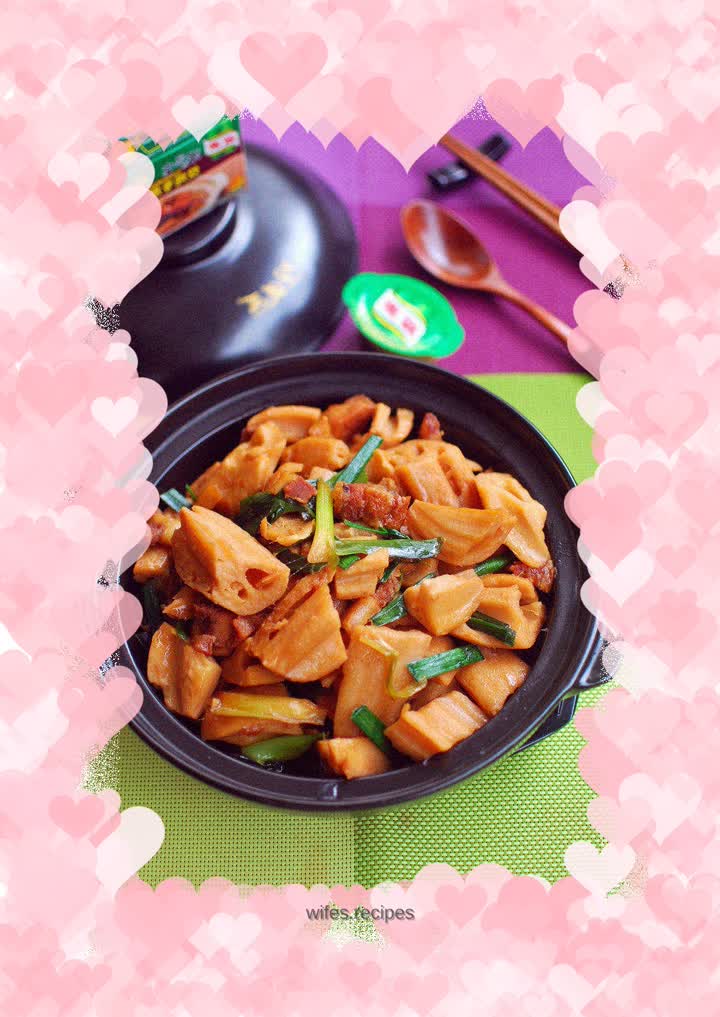 Braised pork belly with lotus root