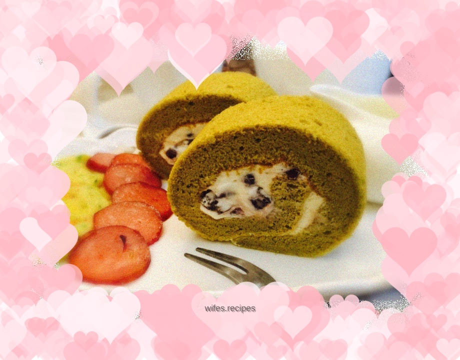 Matcha Honey Bean Cake Roll