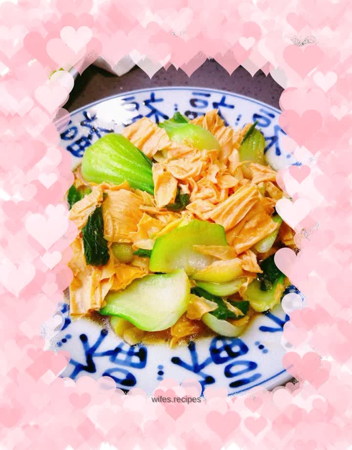 Stir-fried bean curd with rapeseed