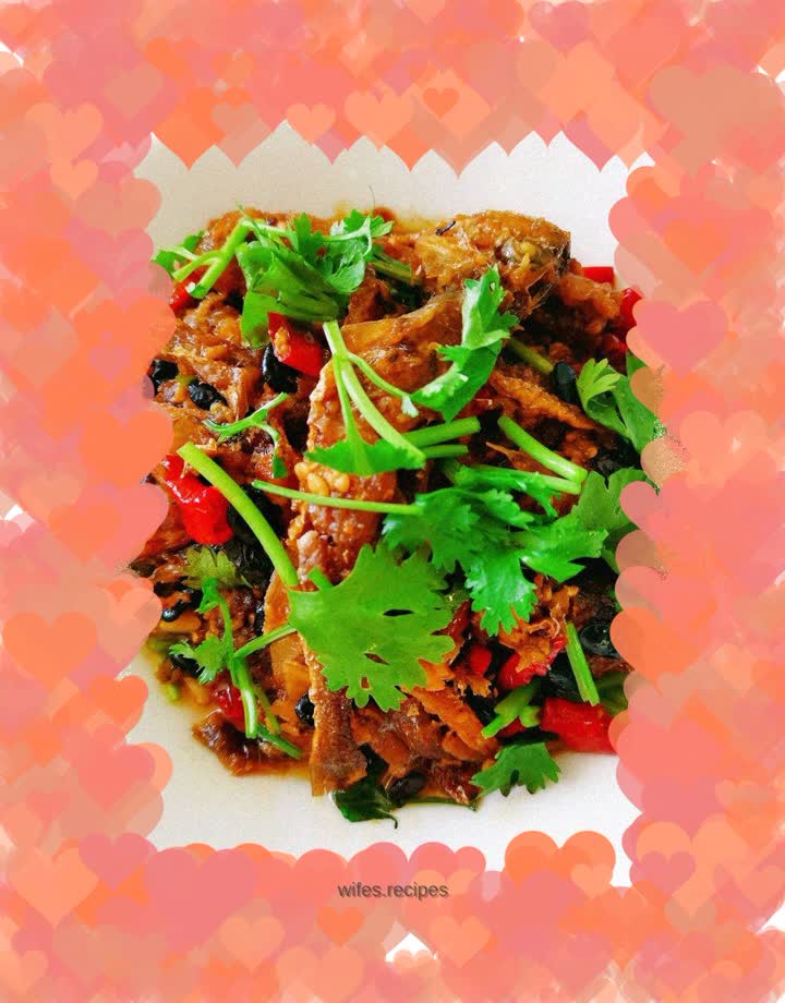 Braised small yellow croaker with black bean sauce