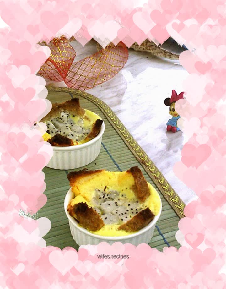 Dragon Fruit Toast Tart