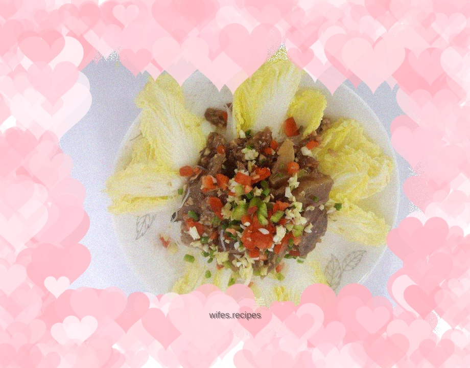 Steamed cabbage with beef vermicelli