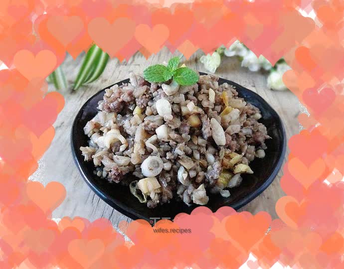 Fried plantain hearts with minced meat