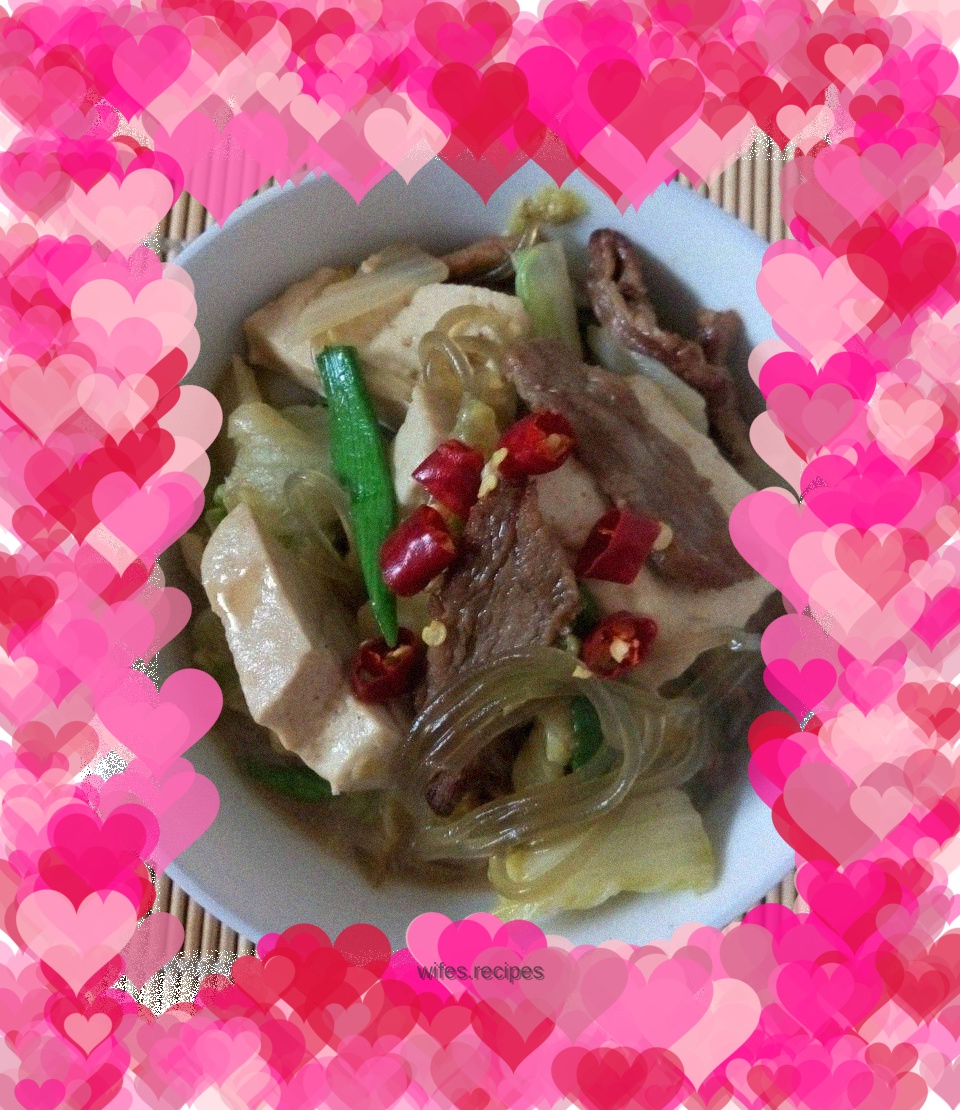 Pork and cabbage stewed vermicelli