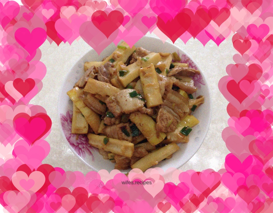 Braised spring bamboo shoots in oil