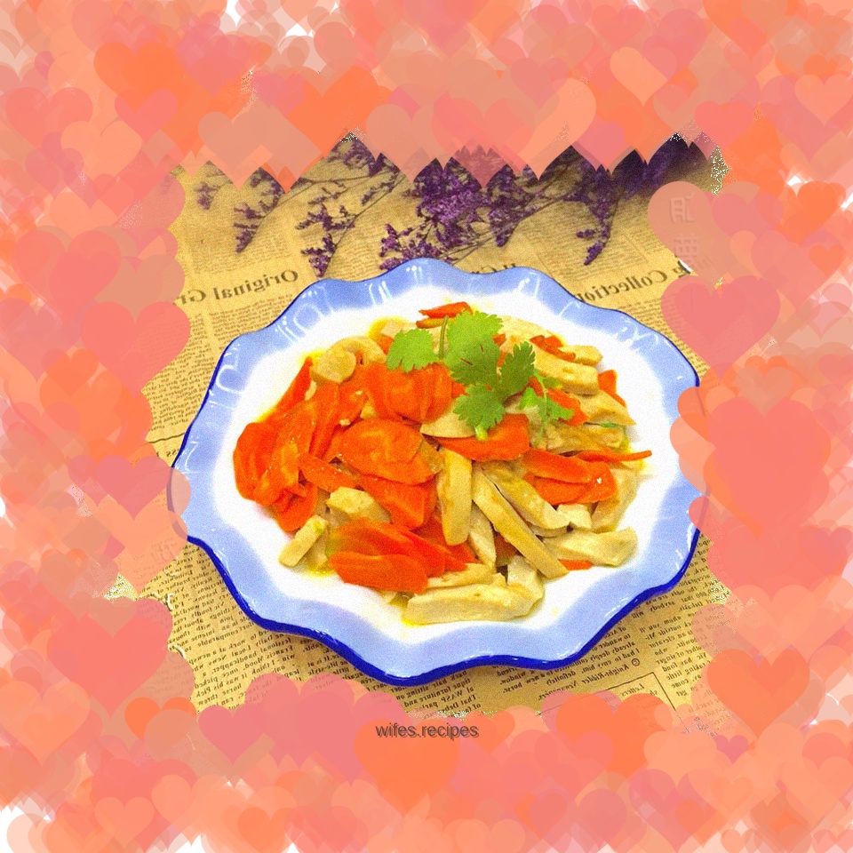 Stir-fried tofu rolls with carrots