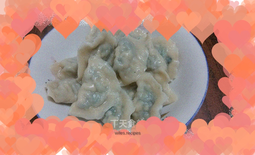 Egg and spinach stuffed dumplings