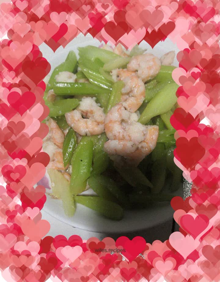 Stir-fried shrimps with celery