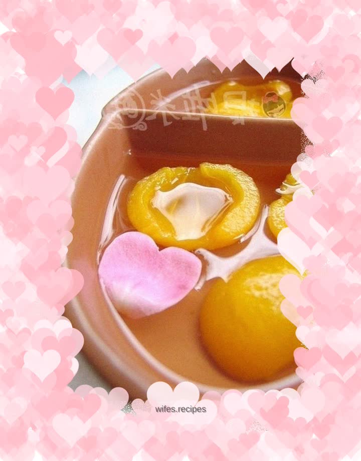 Sugar water for moistening lungs and relieving cough——Loquat in sugar water