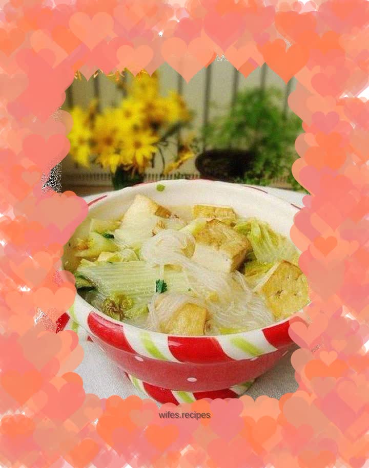 Braised tofu with cabbage and vermicelli in fresh soup