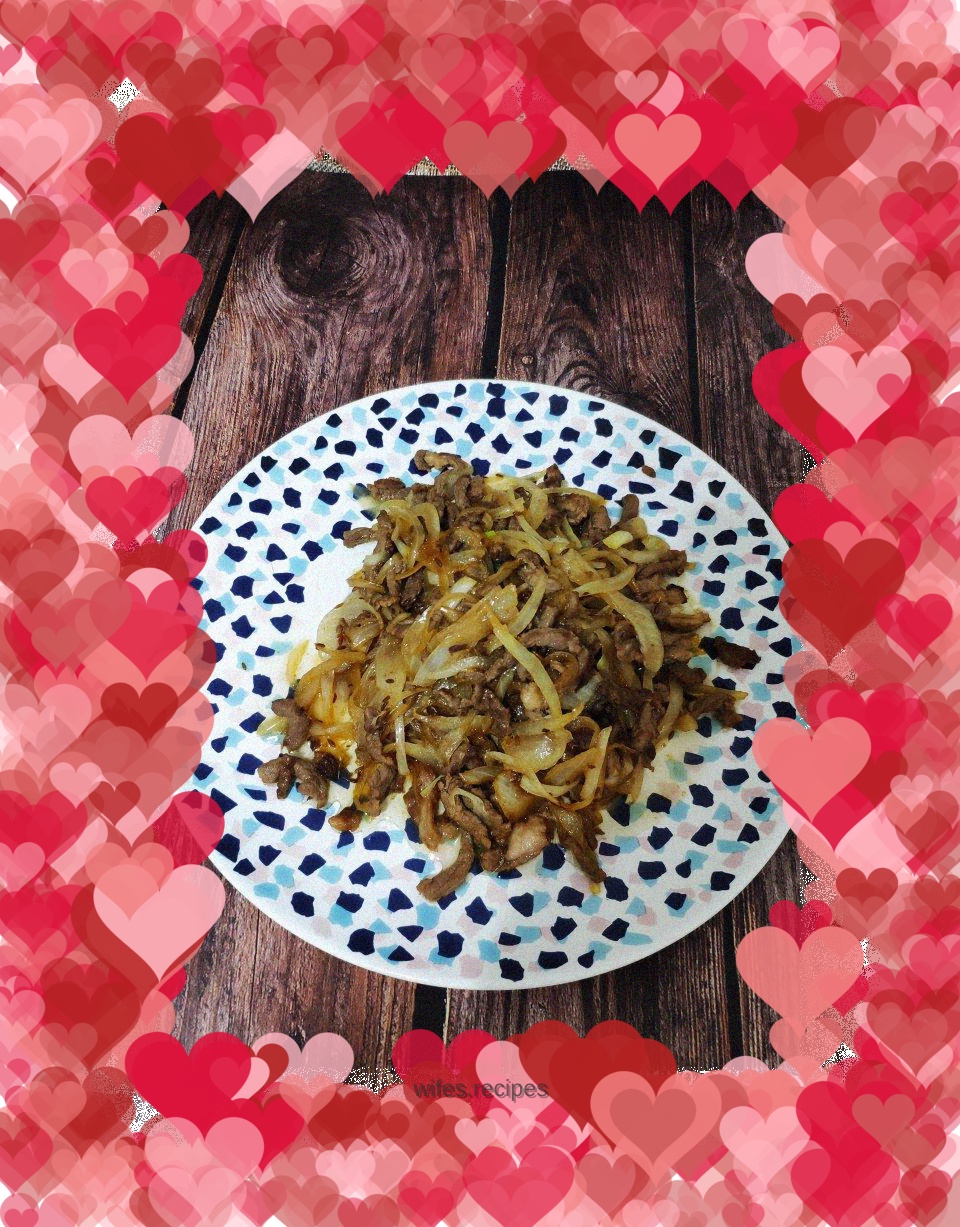 Lamb stir-fried with onions