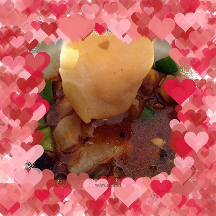 Pulled noodles with dipping sauce