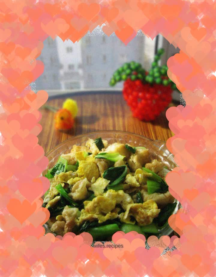 Stir-fried fried dough sticks with eggs and vegetables