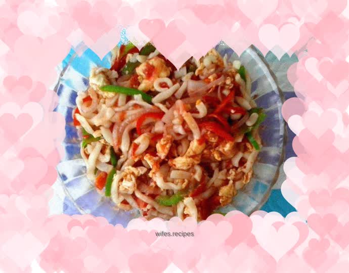 Fried noodles with eggs