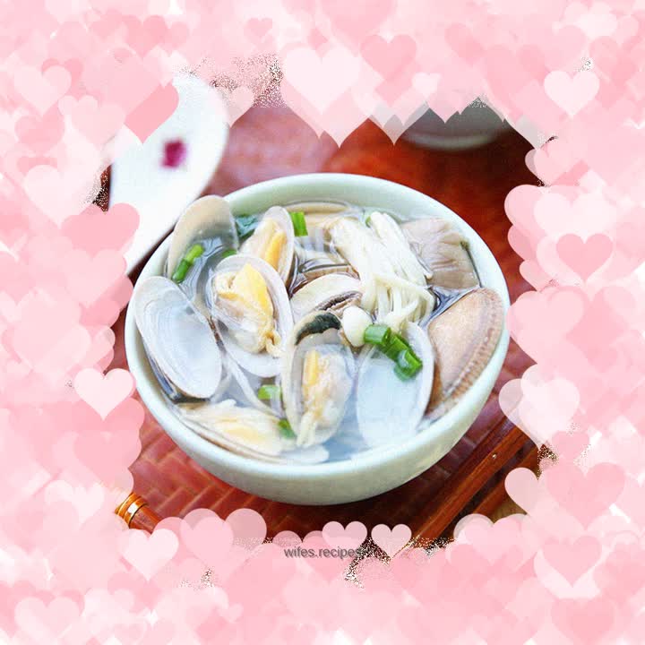 It’s delicious when it’s heated up—mushroom and clam soup