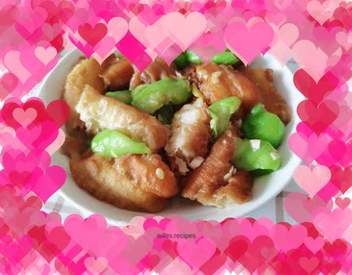 Stir-fried loofah fried dough sticks