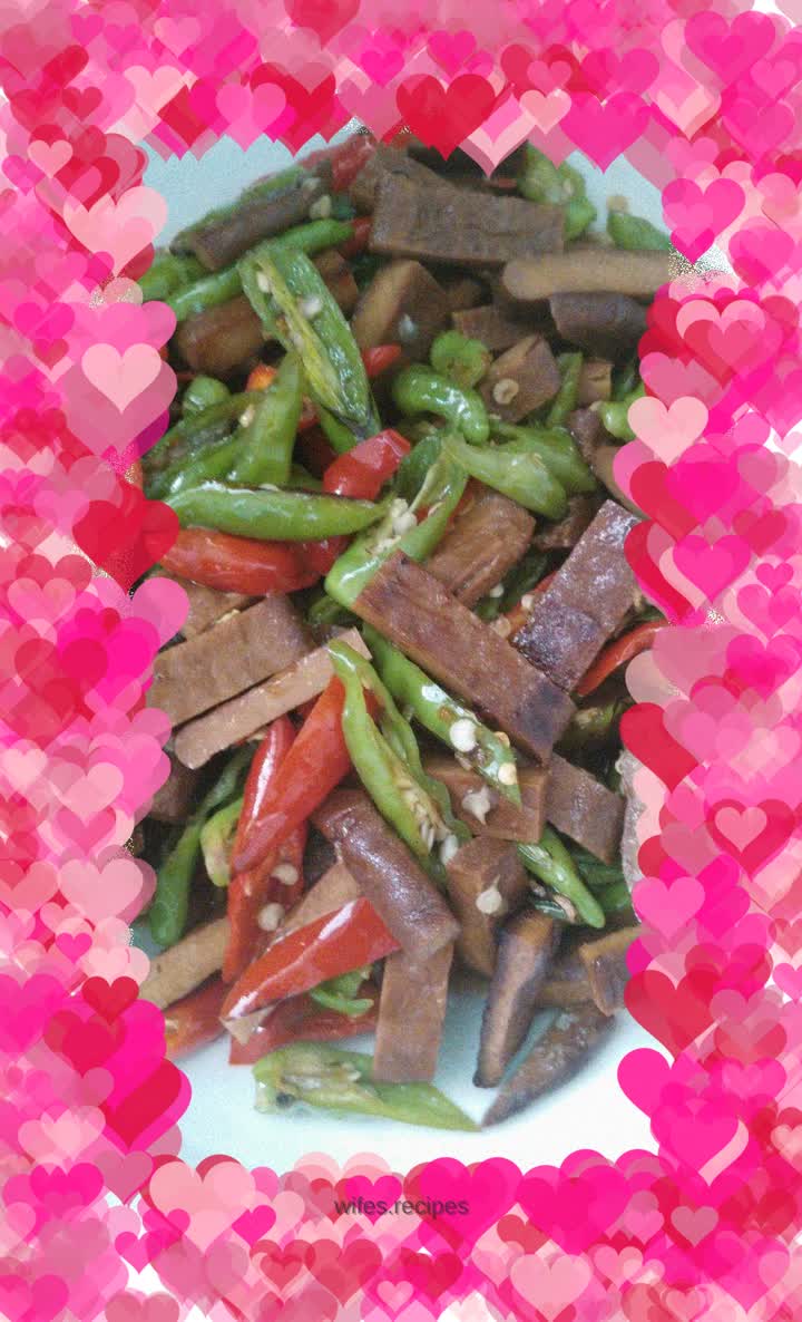 Fried dried chili pepper