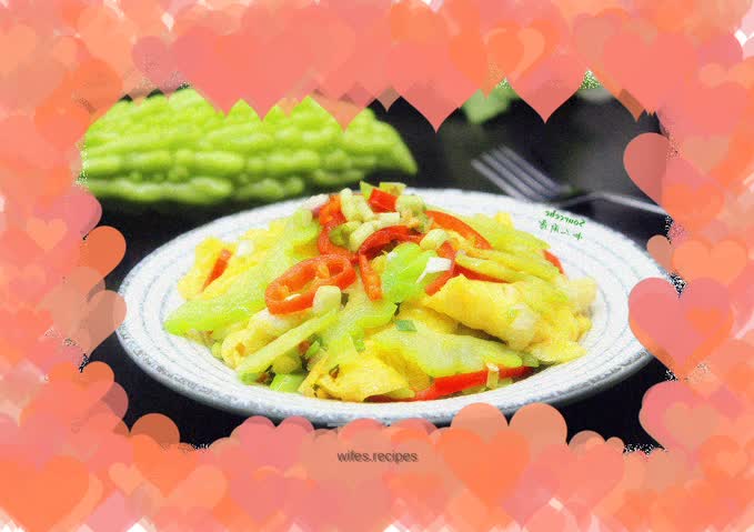 Fried egg with cold melon